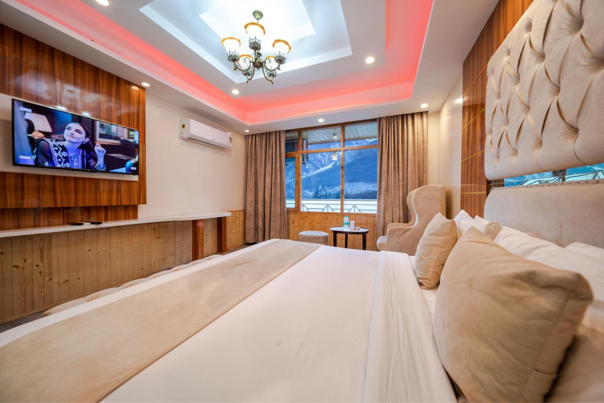 Hill River Resort By West Western Manāli Esterno foto