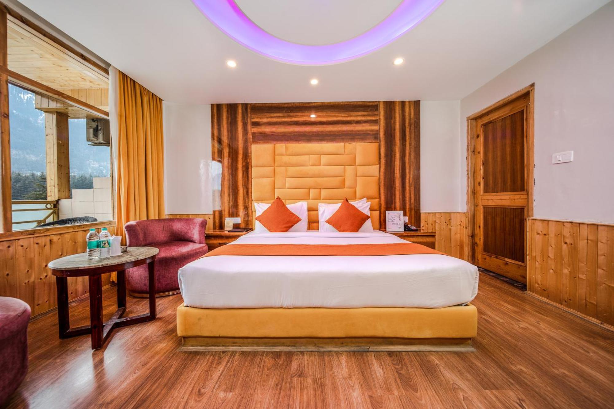 Hill River Resort By West Western Manāli Esterno foto